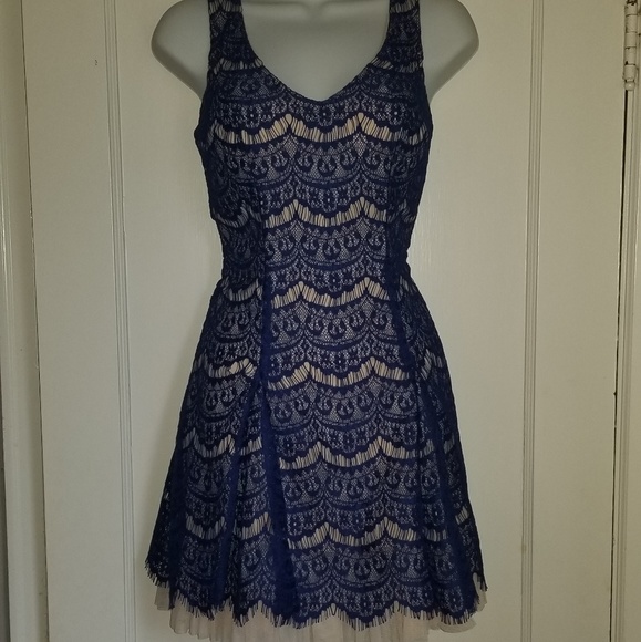 B Darlin Dresses & Skirts - Beautiful blue dress